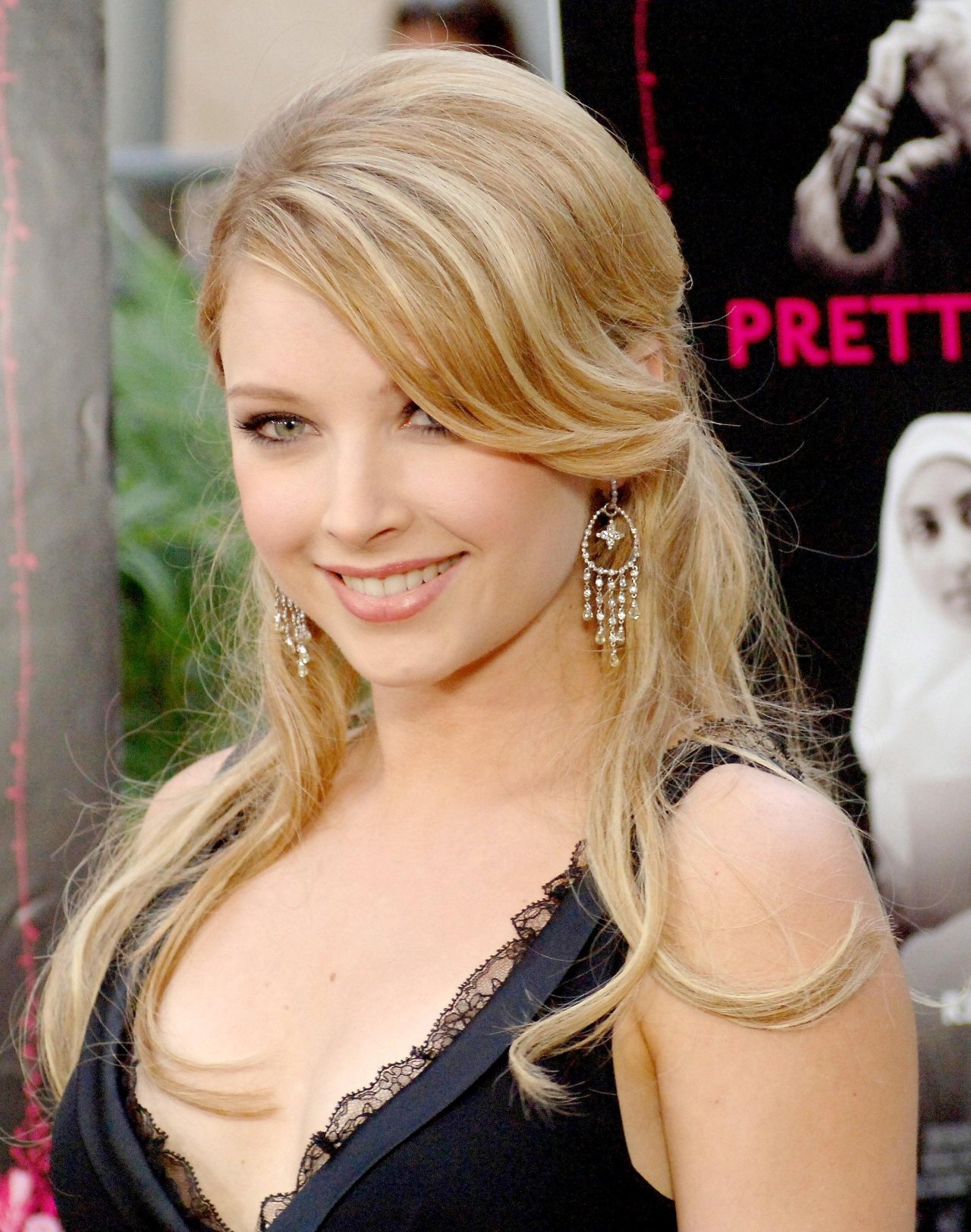 Elisabeth Harnois