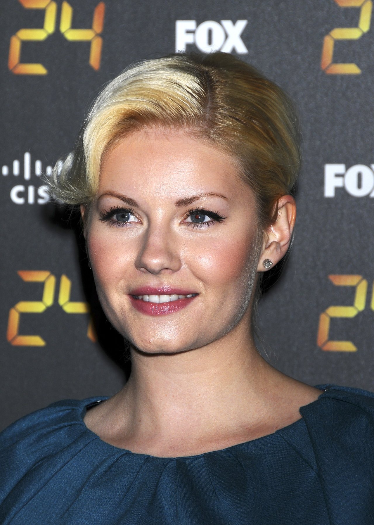 Elisha Cuthbert