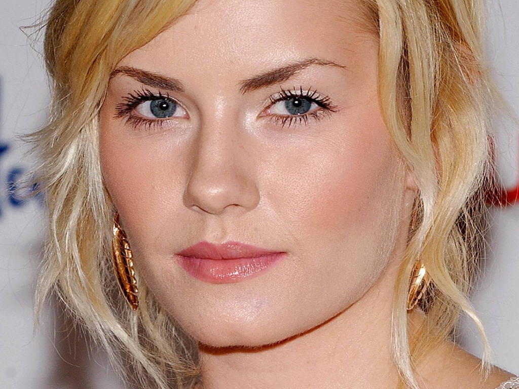 Elisha Cuthbert