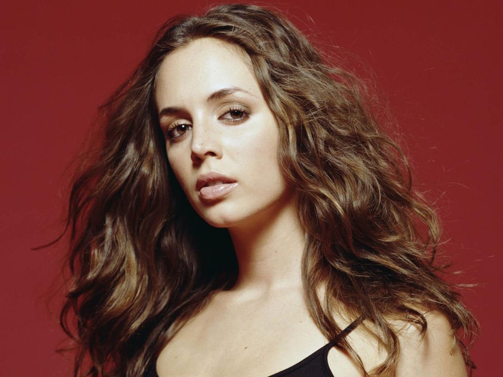 Eliza Dushku