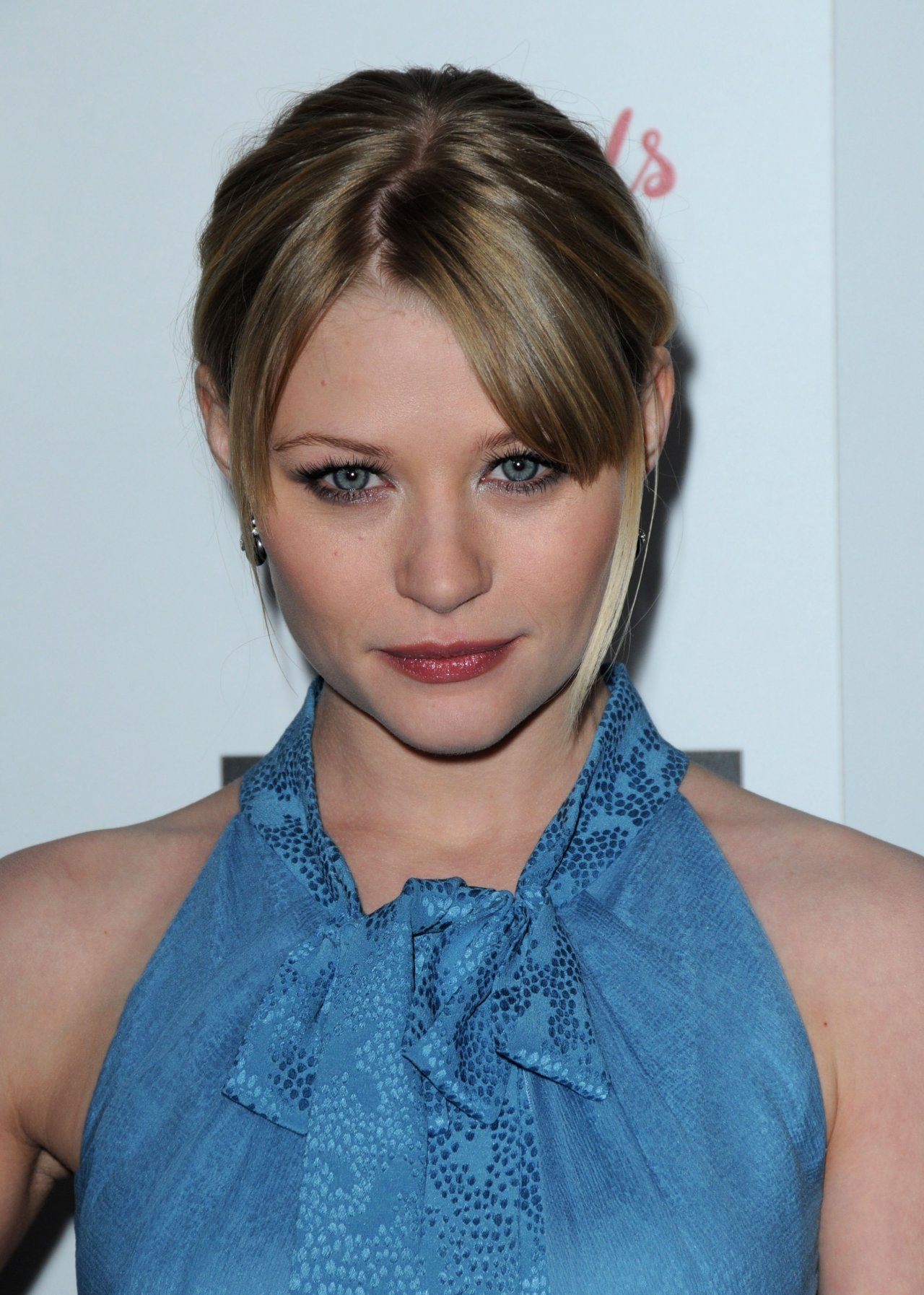 Emilie de Ravin