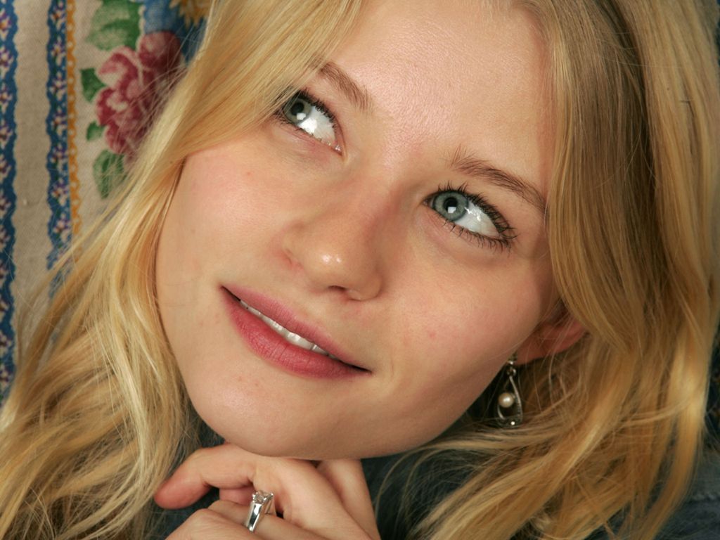 Emilie de Ravin