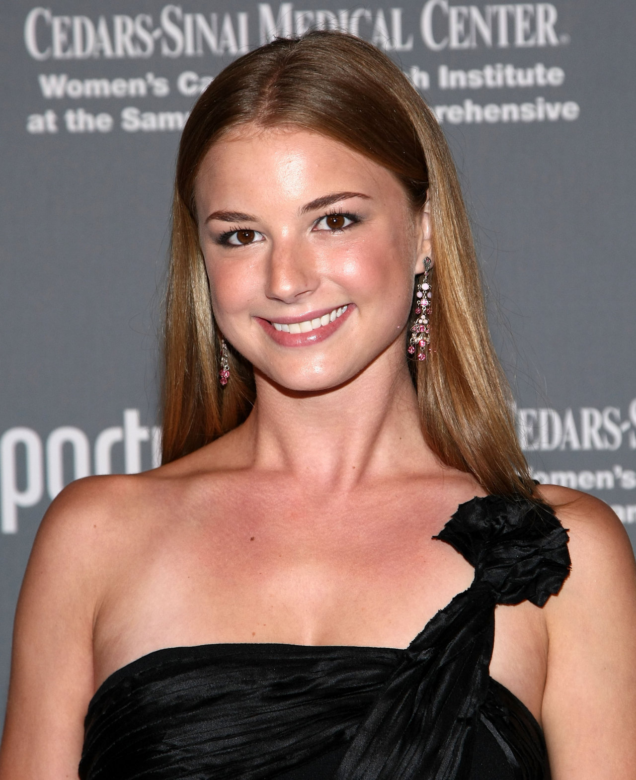 Emily VanCamp