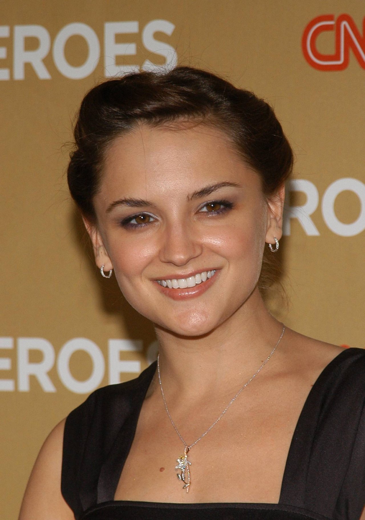 Rachael Leigh Cook