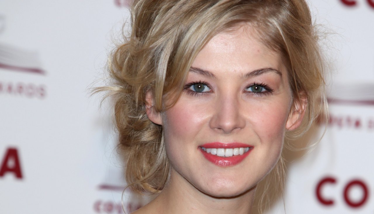 Rosamund Pike